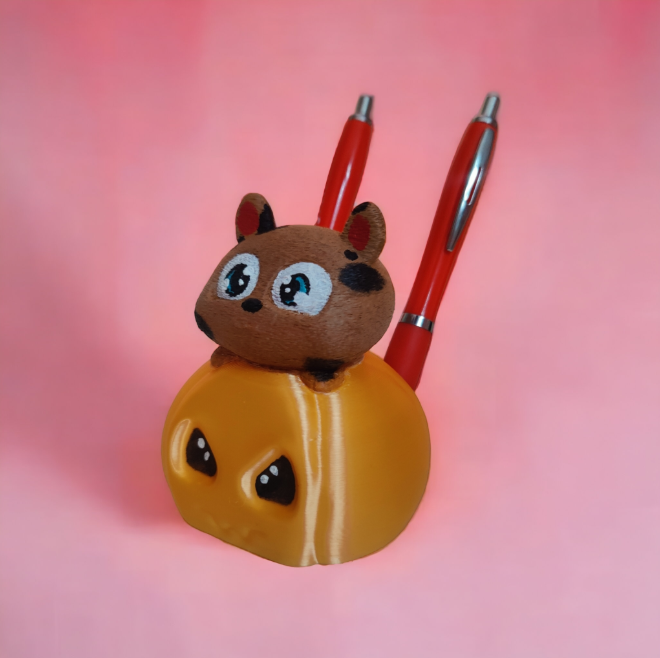 cool 3d hamster penholder.