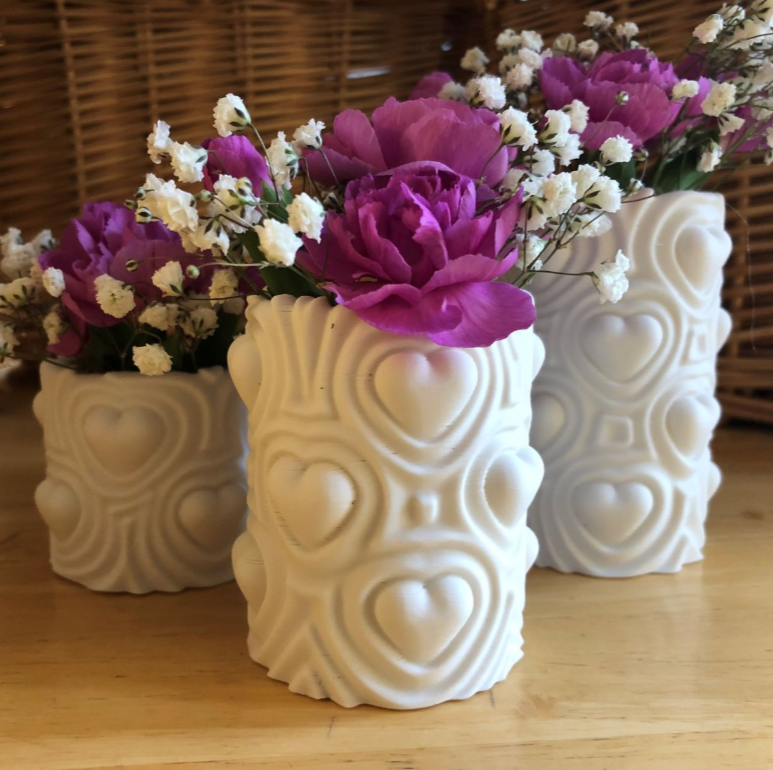 Stunning 3d printed vases with hearts for valentines gift.
